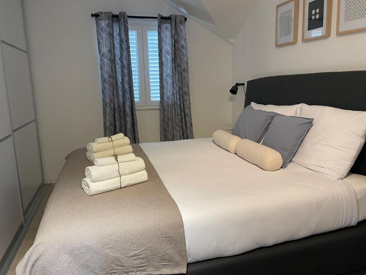 Apartment Deana Єзера Екстер'єр фото