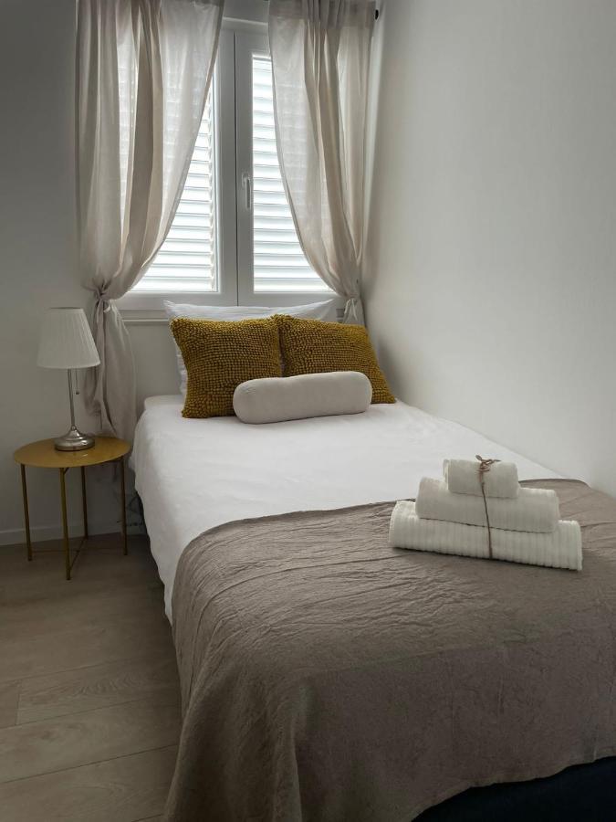 Apartment Deana Єзера Екстер'єр фото