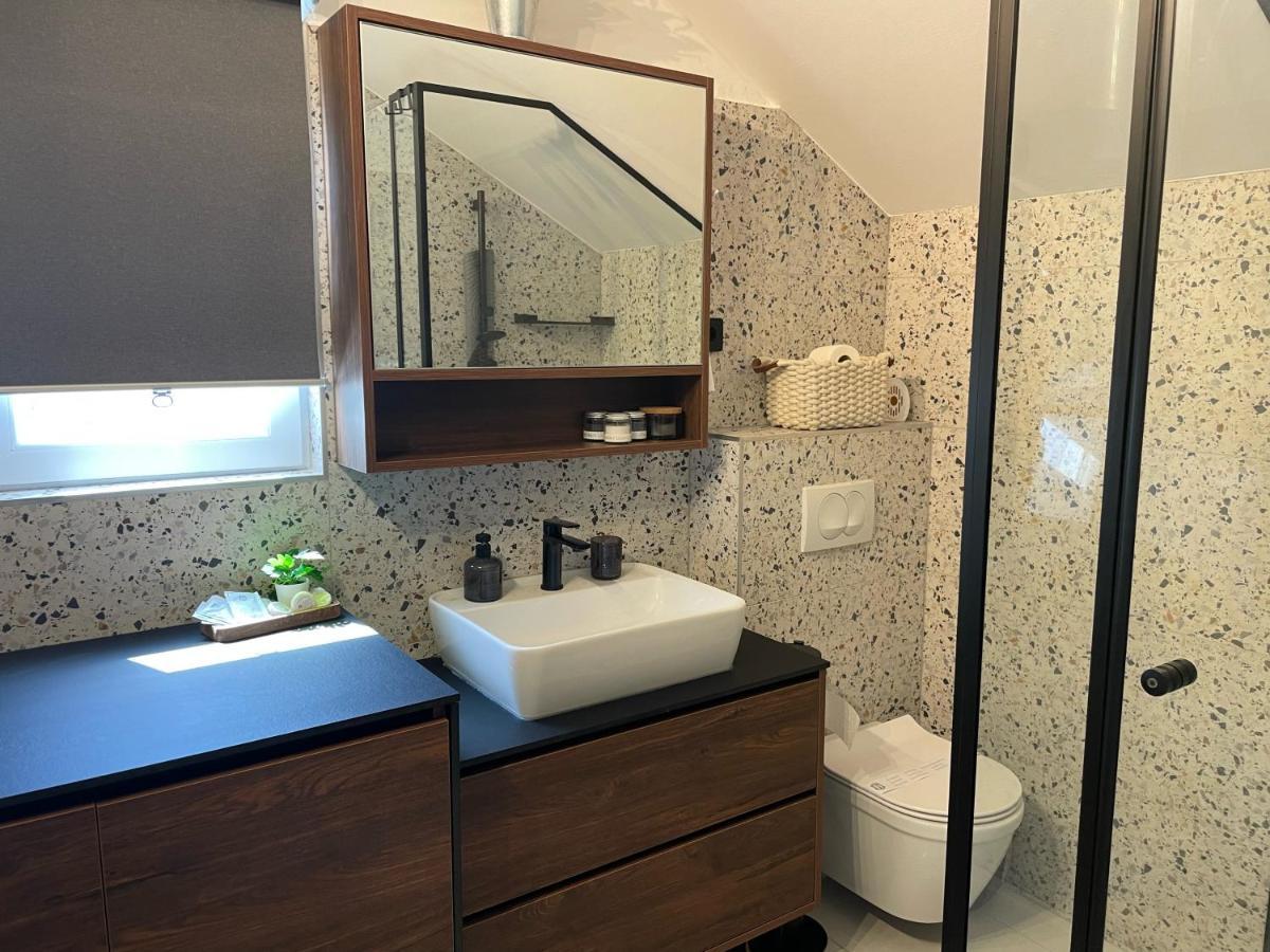 Apartment Deana Єзера Екстер'єр фото