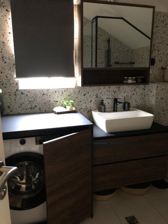 Apartment Deana Єзера Екстер'єр фото